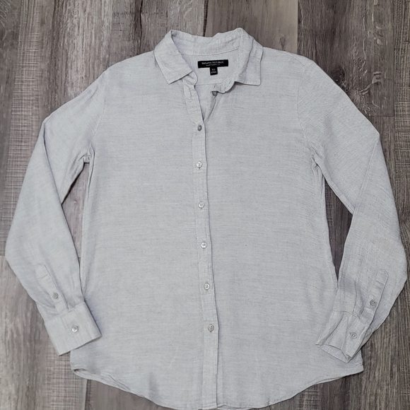 Banana Republic Dillon Classic Fit Long Sleeve Button Down Shirt - Picture 3 of 12